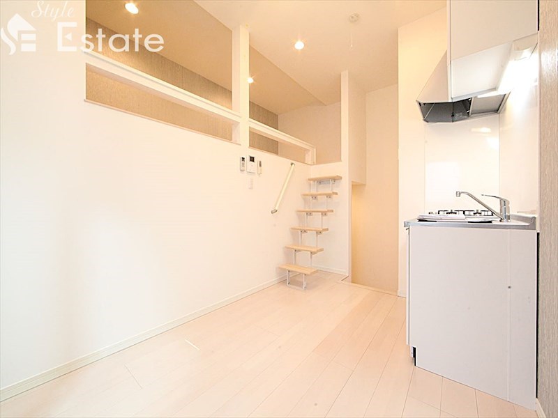 居室・リビング　内装