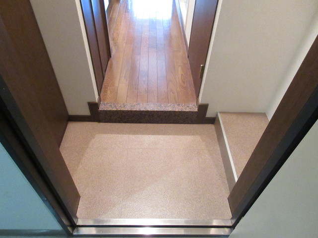 玄関　玄関もゆったり