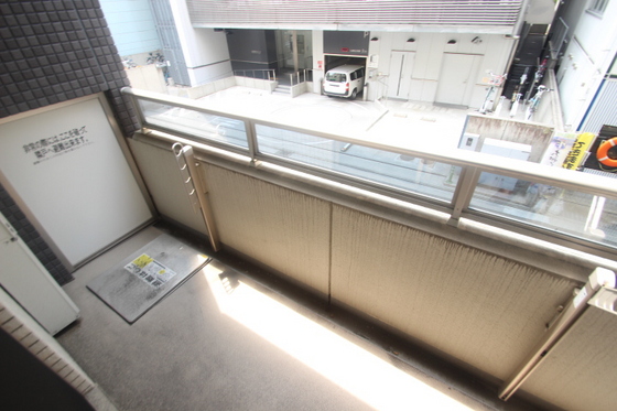 バルコニー　※別号室の写真使用