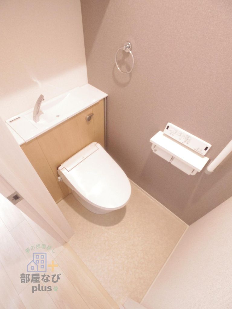トイレ　※同仕様写真です