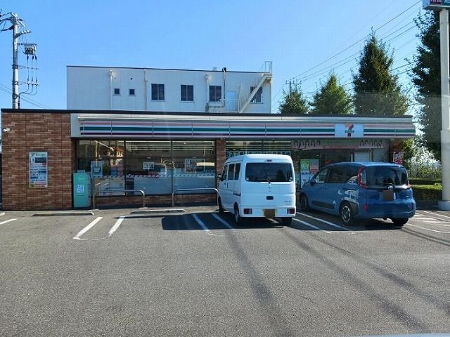 コンビニ　セブンイレブン（コンビニ）まで500m