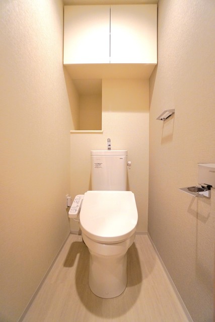 トイレ　※写真は同タイプ住戸です。