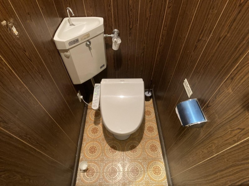 トイレ　トイレ