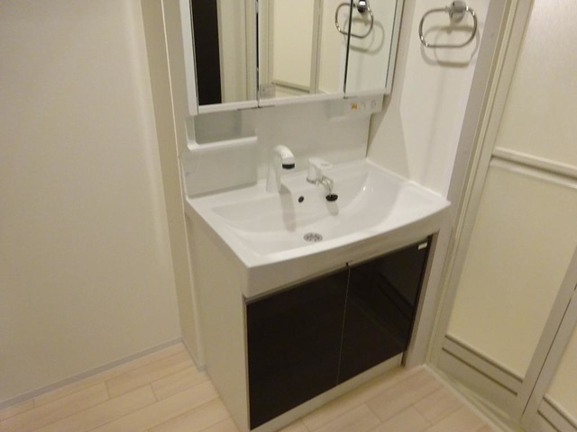 洗面設備　洗髪洗面化粧台