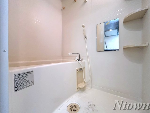 バス・シャワールーム　お風呂で日々の疲れを落としましょう