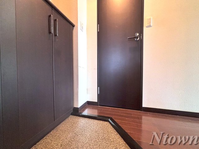 玄関　ゆったりとした玄関です