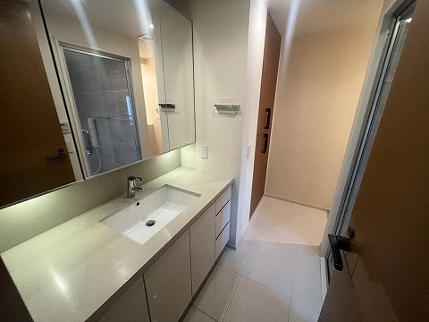 洗面設備　洗面設備