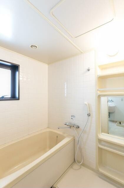 バス・シャワールーム　バス