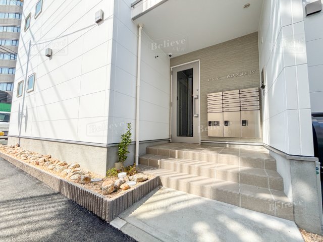 エントランス　オートロック付きのエントランス☆