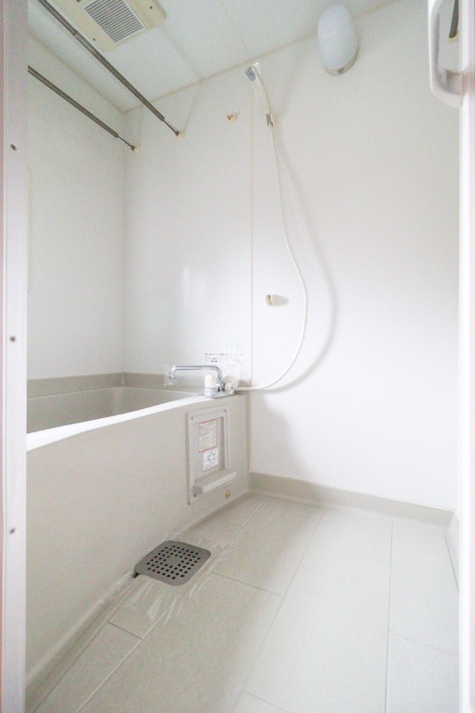 バス・シャワールーム　図面と現状に相違がある場合には現状を優先