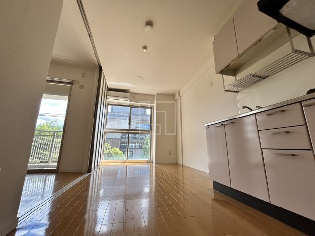 居室・リビング　アリス・マナーガーデン谷町　ダイニングスペース