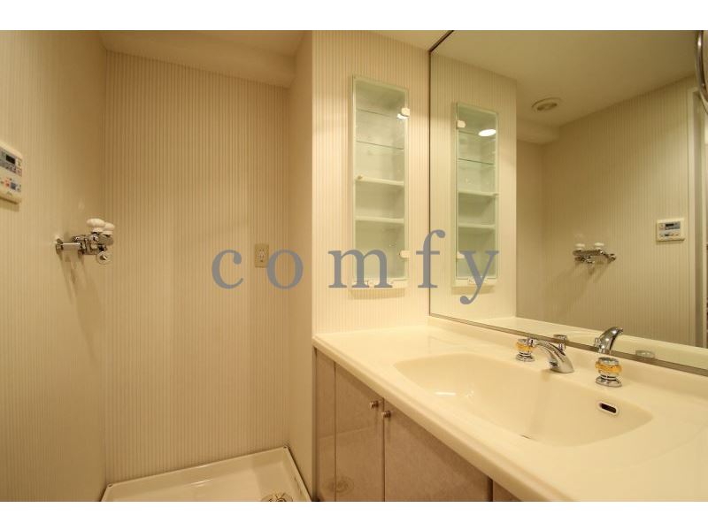 洗面設備　独立洗面台