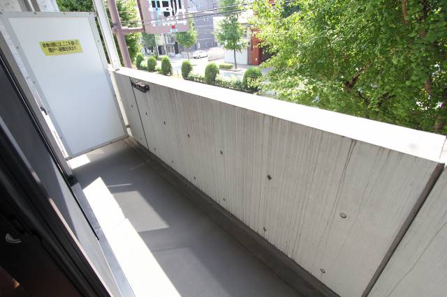 バルコニー　日当たり良好です。