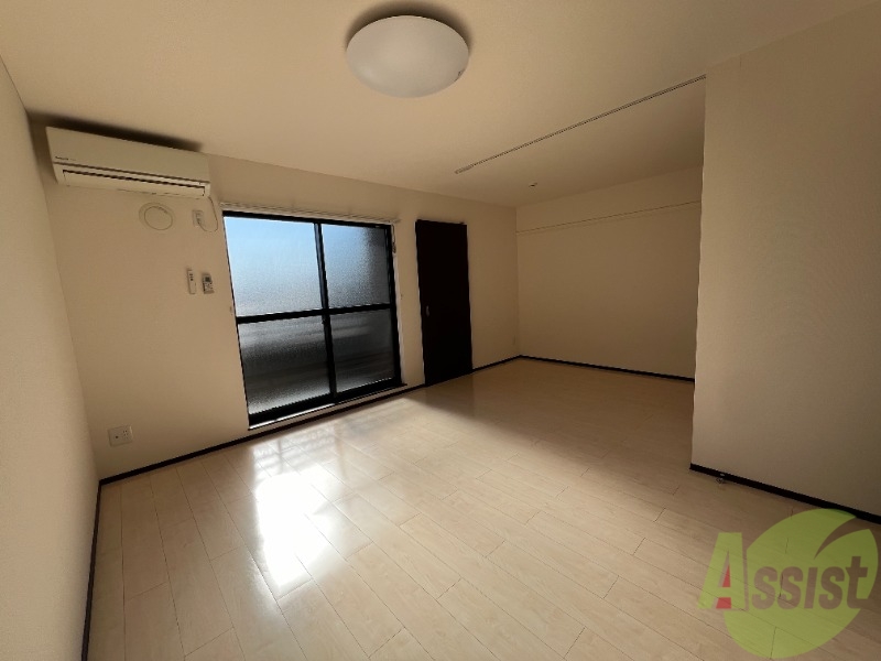 その他部屋・スペース　別角度から見た洋室です。イメージ掴めましたか？