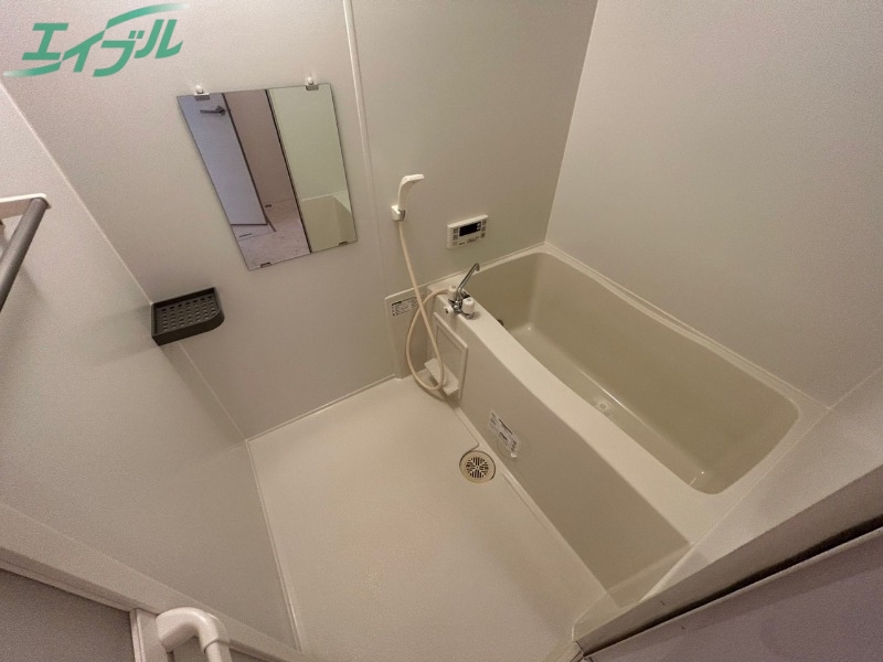 バス・シャワールーム　別部屋同タイプ