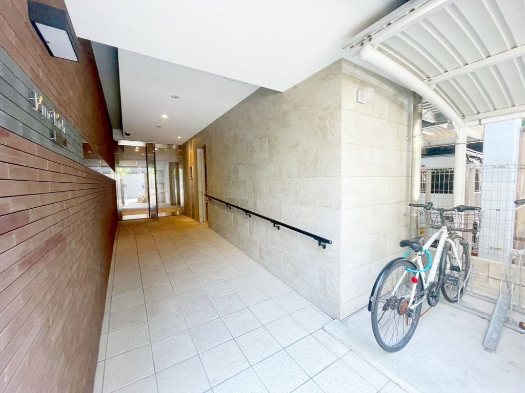 エントランス　共有部分