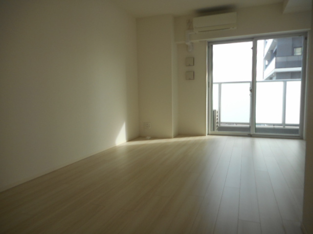 居室・リビング　別部屋参考写真