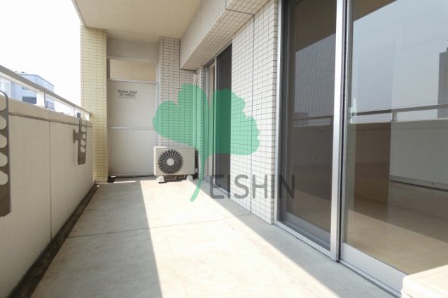 バルコニー　日当たりの良いバルコニーです！