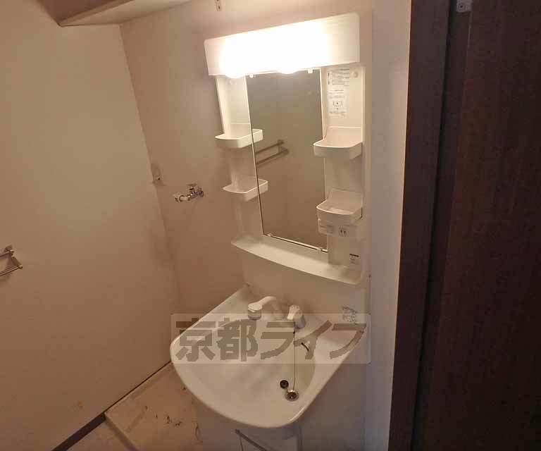 洗面設備　身だしなみチェック