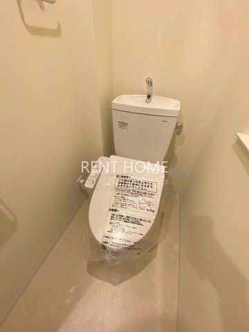 トイレ　ウォシュレット付き
