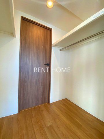 収納　ウォークインクローゼット