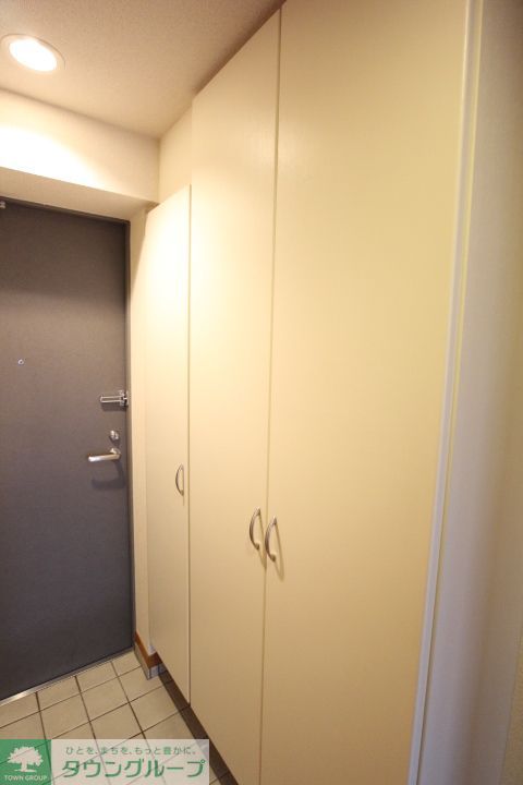 玄関　※参考写真