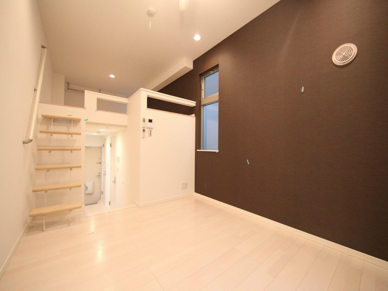 その他　下階洋室6.1帖　上階ロフト6.1帖(収納としても使えます）