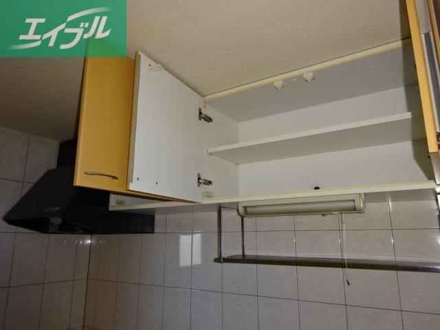その他　キッチン上部収納