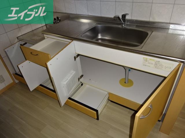 キッチン　キッチン収納