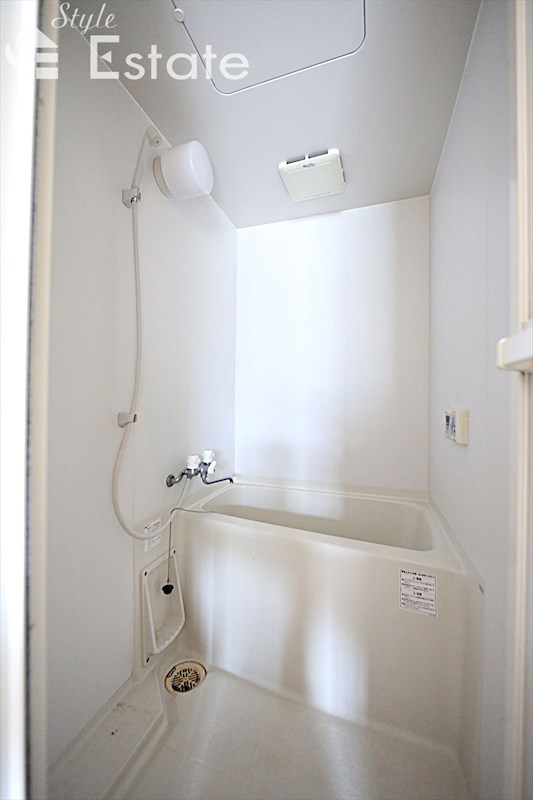 バス・シャワールーム　風呂