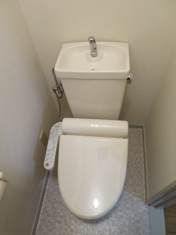 トイレ　※参考写真