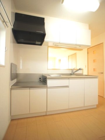 キッチン　対面キッチンで利便性が良いです♪