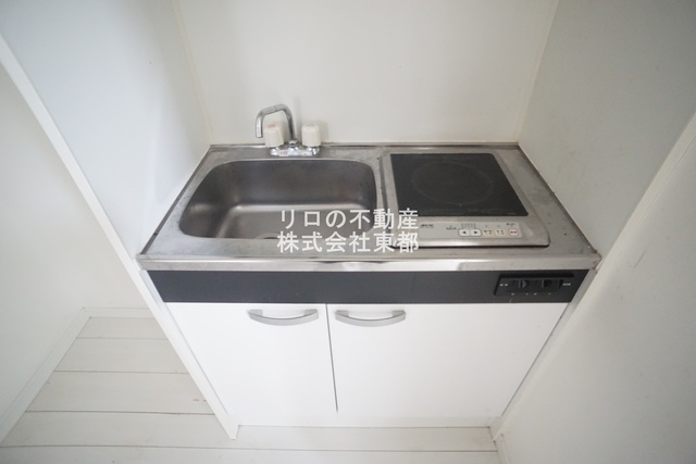 キッチン　火を使わず安心でお掃除も簡単なＩＨコンロです♪