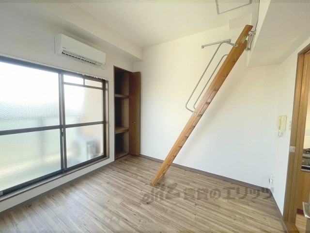 居室・リビング　洋室