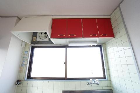 キッチン　キッチン上部収納