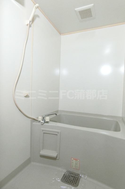 バス・シャワールーム　同タイプ