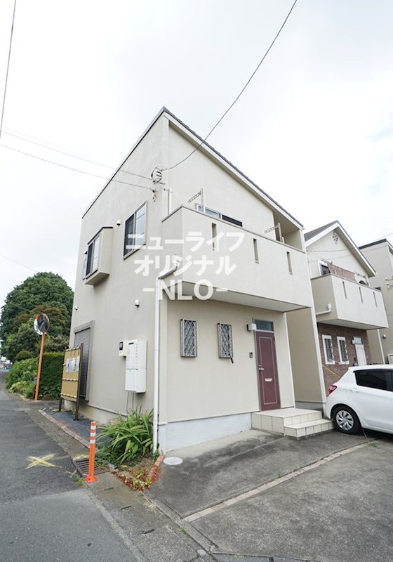 建物外観　ファミリーにオススメの３LDK物件です☆