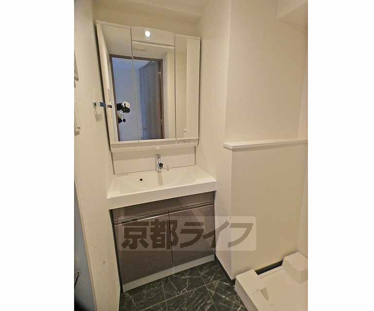 洗面設備　独立洗面台