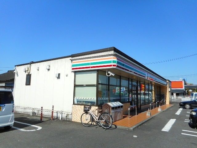 コンビニ　セブンイレブン下川東４丁目店（コンビニ）まで600m