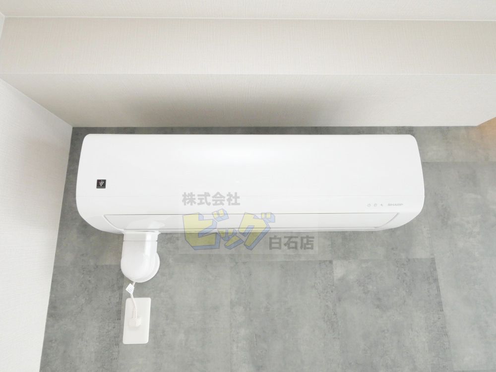 その他設備　エアコン完備で暑い夏も快適です♪