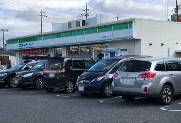 コンビニ　ファミリーマートMYS堺神石市之町店（コンビニ）まで597m