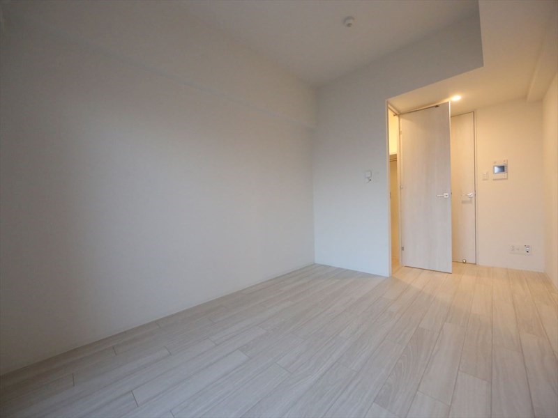 居室・リビング　洋室7.9帖　ウォークインクローゼット付（収納充実してます）