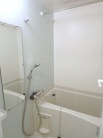 バス・シャワールーム　日々の疲れを癒すお風呂です♪