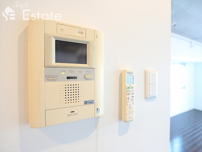 セキュリティ　モニター付きインターホン