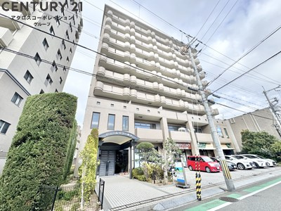 建物外観　オートロック付きで安心！宅配BOX付で便利！