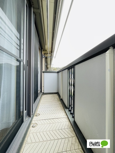 バルコニー　２０３