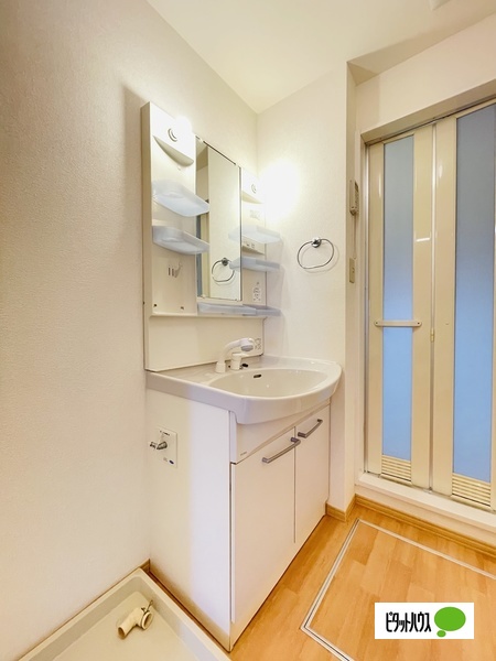 洗面設備　２０３