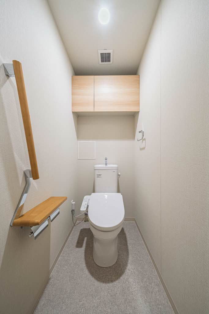 トイレ　トイレ