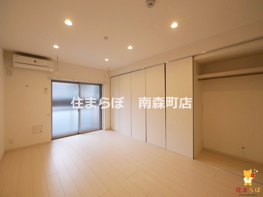 居室・リビング　「“合う暮らし”を、LINEで一緒に描こう。」