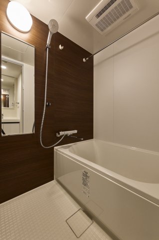 バス・シャワールーム　お風呂です